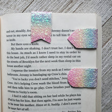 Load image into Gallery viewer, Pastel Glitter Magnetic Bookmark